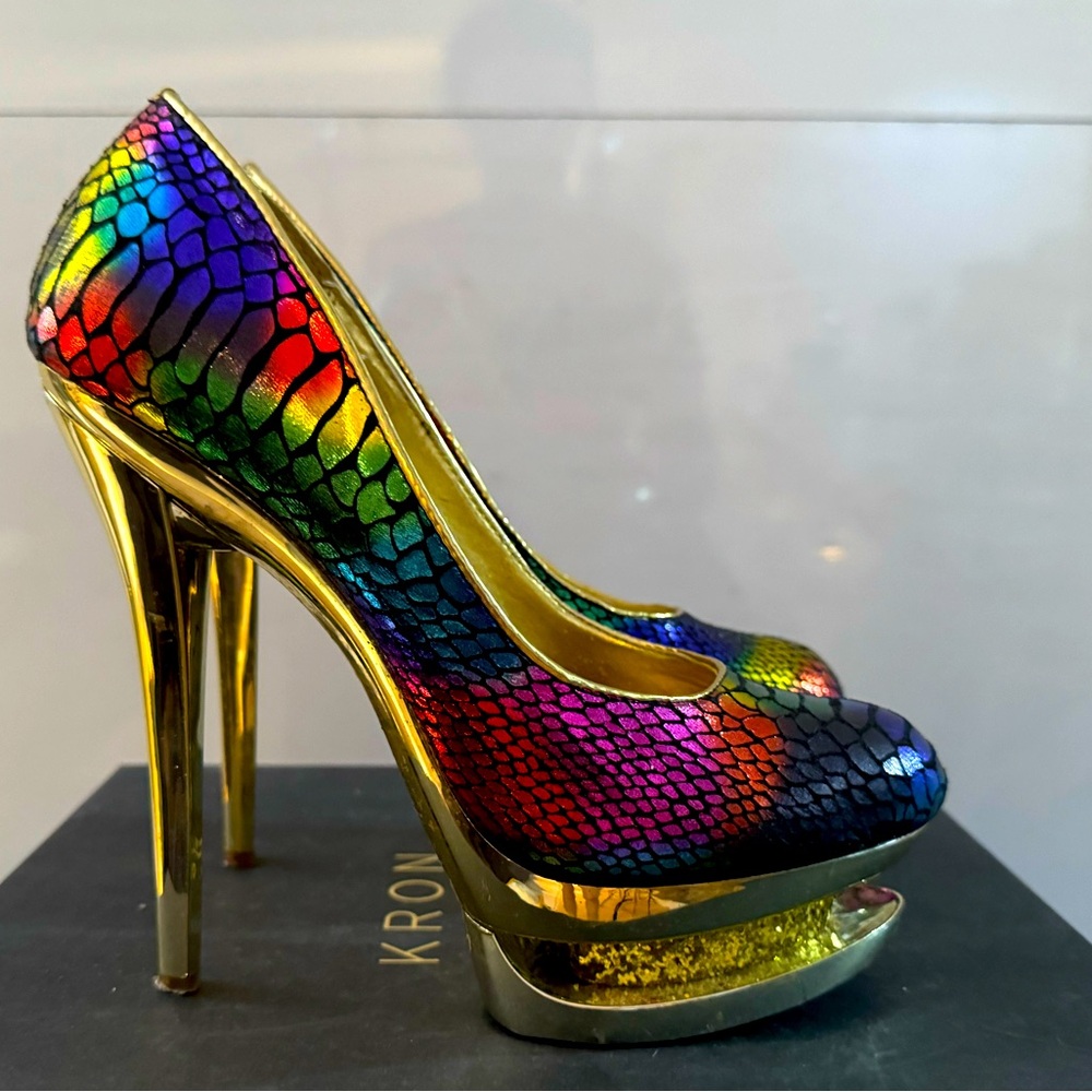 Celebration Platform Heels - Picture 3 of 4